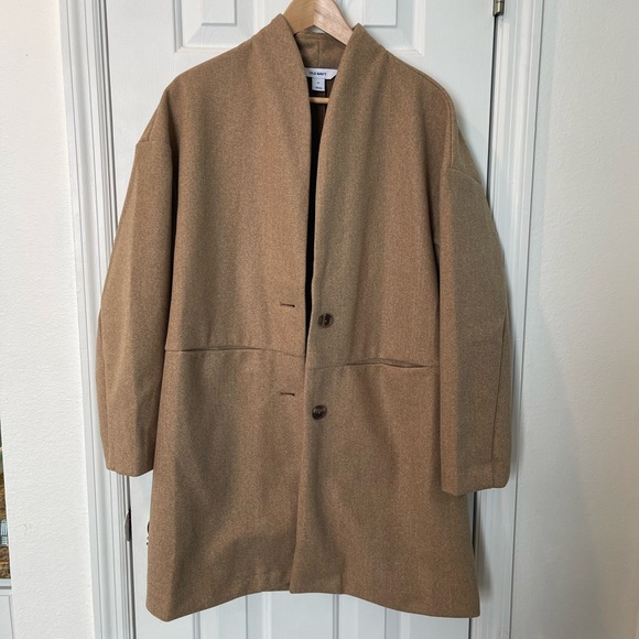 Like new Old Navy faux wool over coat. Tan, size medium - Picture 4 of 5
